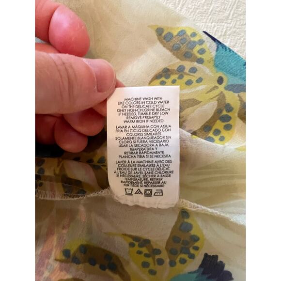 CAbi Parlor Top Tropical Orchid Split Back Layered Sleeveless Blouse XS #5216 - Picture 5 of 5